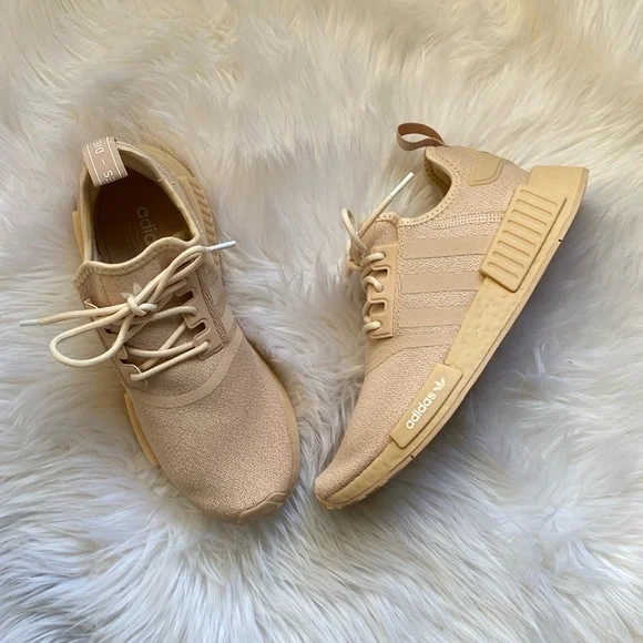 Adidas NMD R1 Halo White Blush - Picture 1 of 11